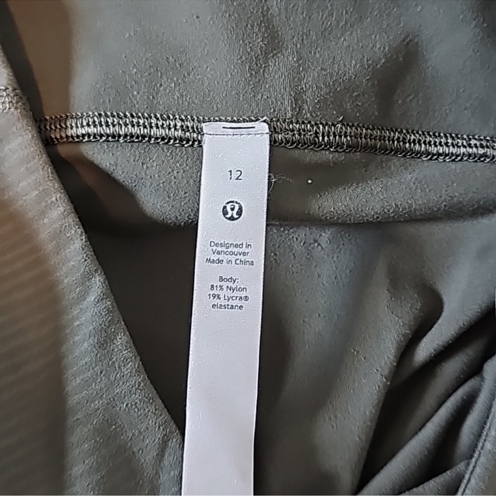 Lululemon Blissful Bend Super High-Rise Short 8" in Army Green - Picture 9 of 10